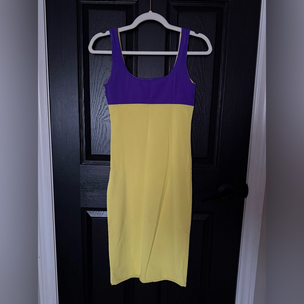 213 Stretchy Midi Dress